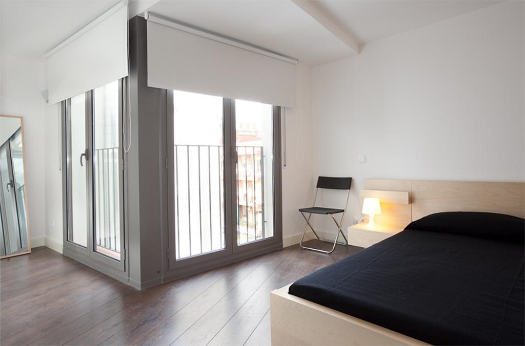Blackandwhitehome Ramblas Apartment *